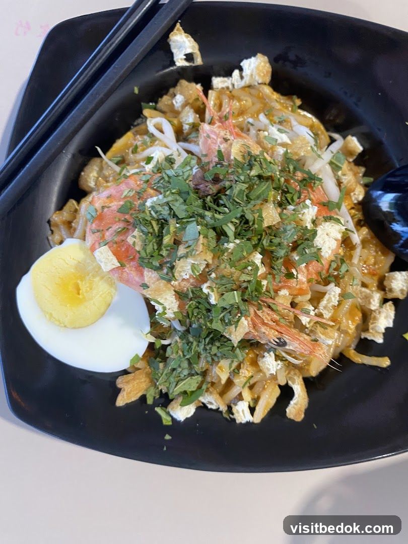 Noodle Dish with Shrimp and Egg