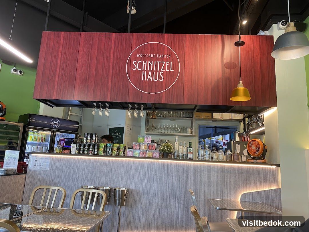 Schnitzel Haus Interior