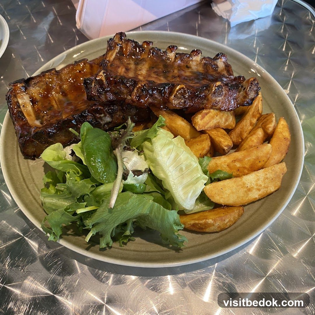 Ribs with Fries and Salad