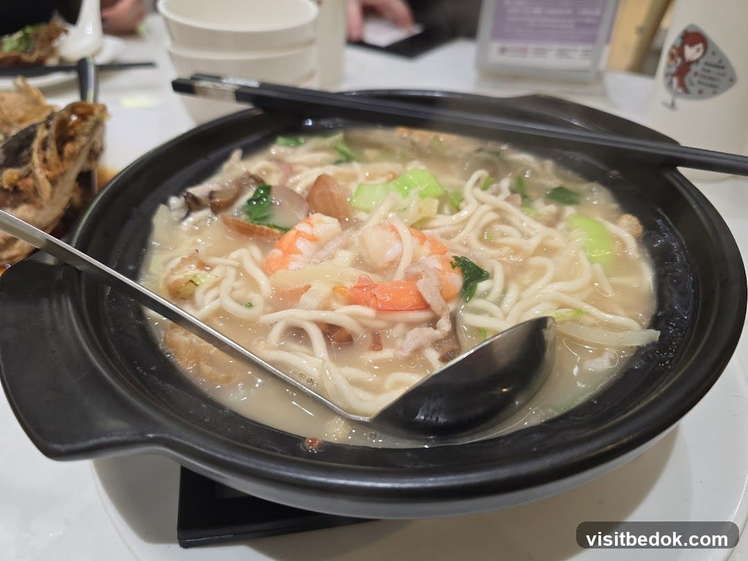 Noodle Soup with Shrimp and Pork