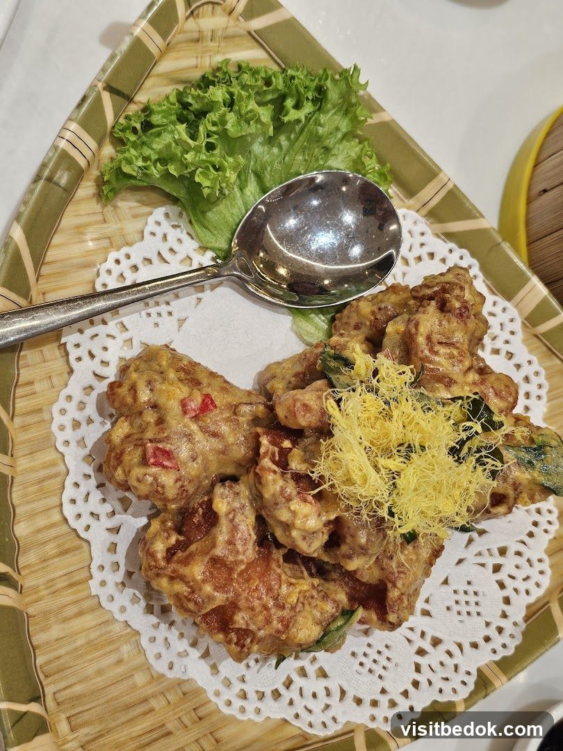 Salted Egg Yolk Fried Chicken