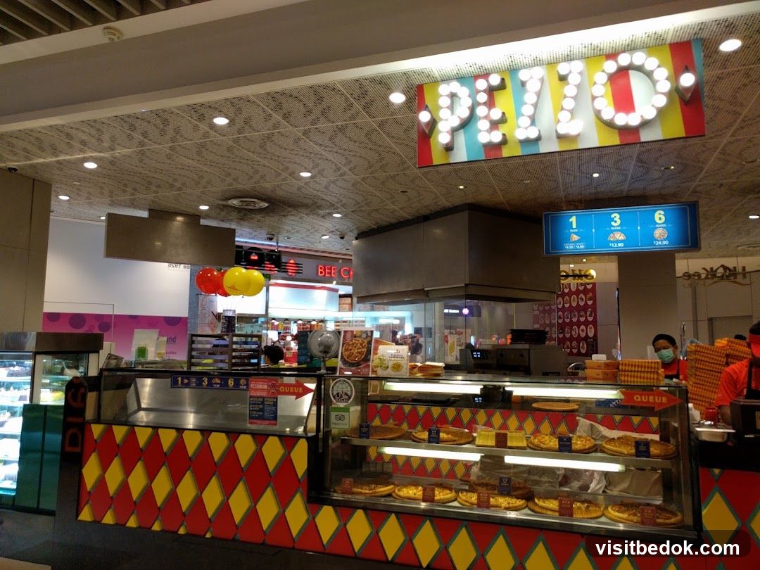 Pezzo Pizza Counter