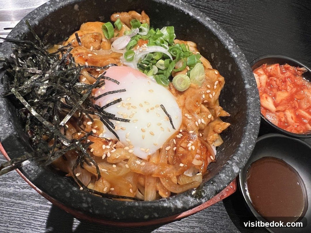 Pork Donburi with Kimchi