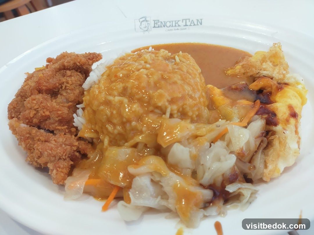 Curry Rice with Fried Chicken