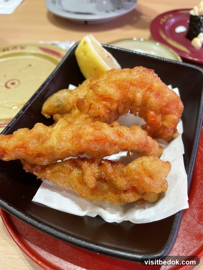 Fried Shrimp with Lemon Wedge