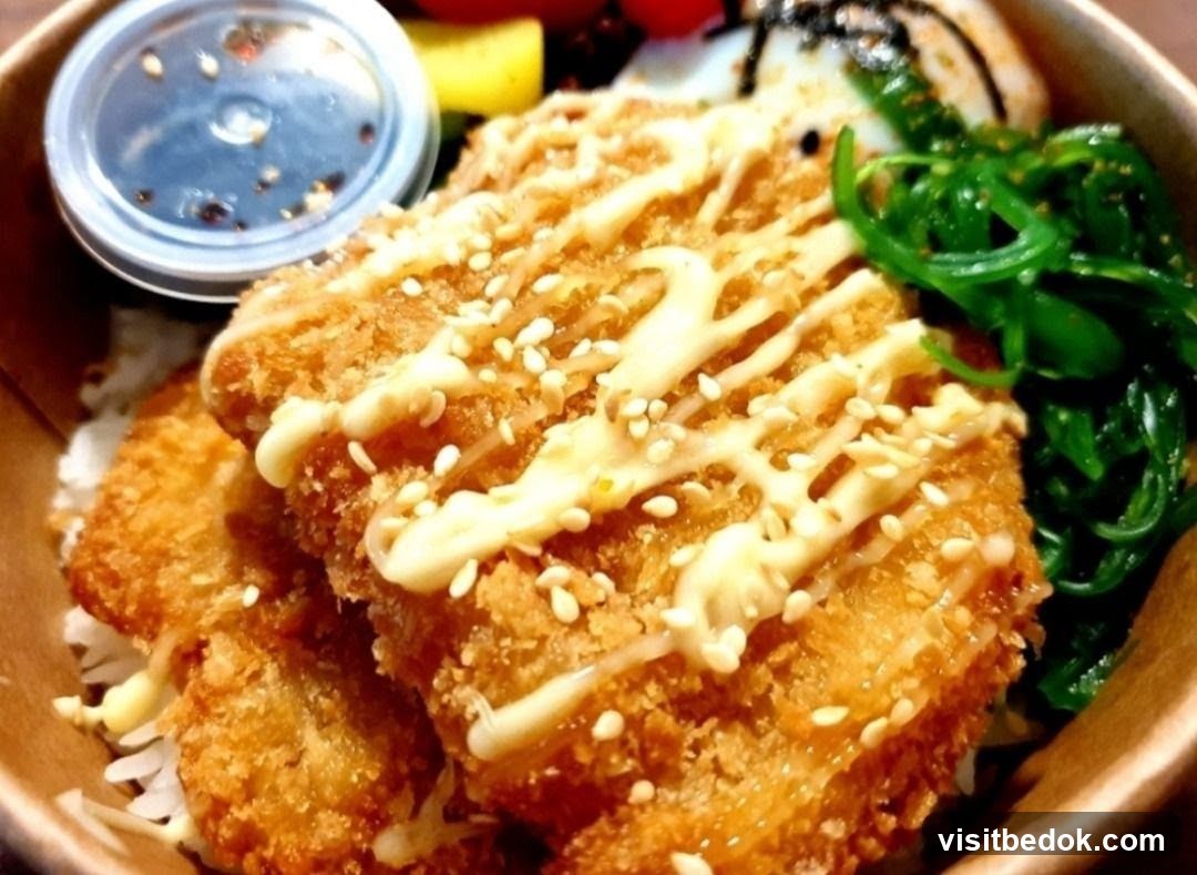 Fried Chicken with Rice and Seaweed Salad