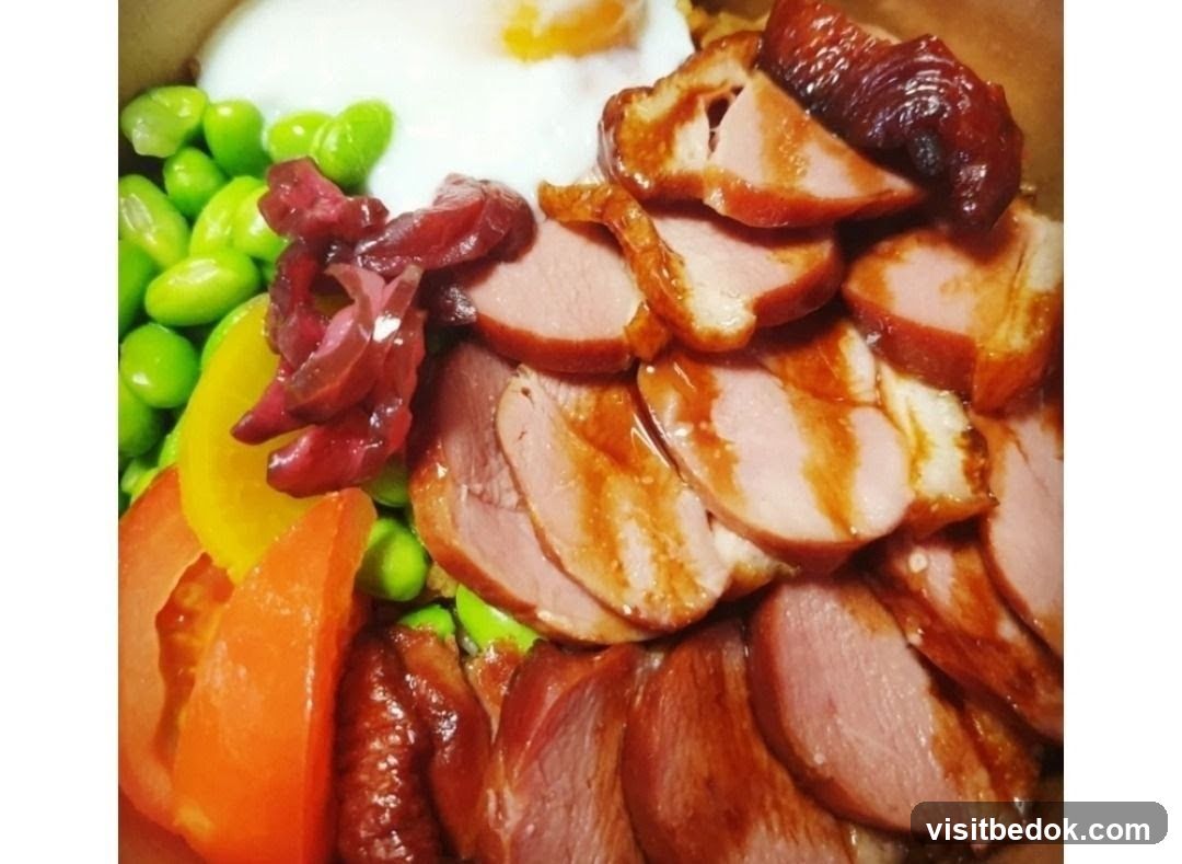 Sliced duck with vegetables and egg