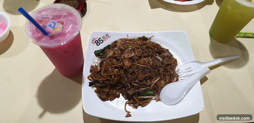 Fried Noodles and Drinks