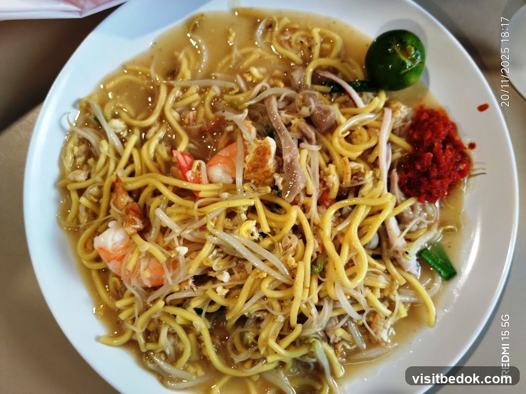 Noodles with Shrimp and Chili Paste