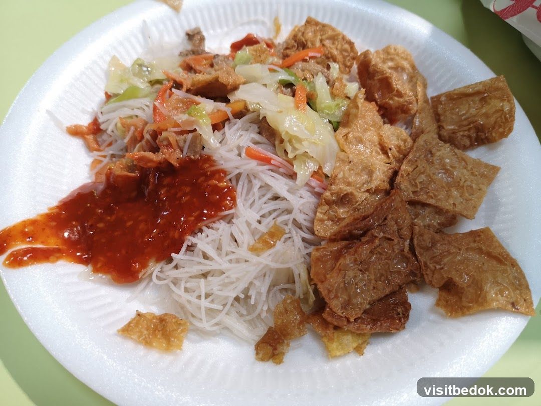 Fried Bean Curd Skin with Noodles