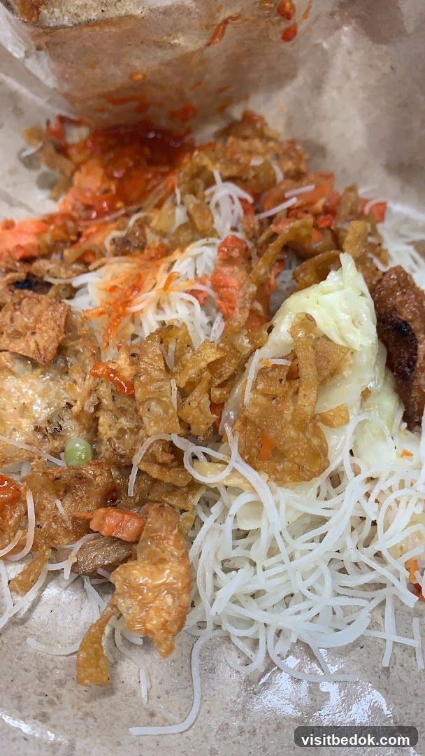 Noodle Dish with Crispy Toppings