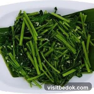 Stir-fried Water Spinach