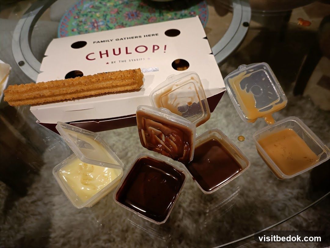 Churros with dipping sauces