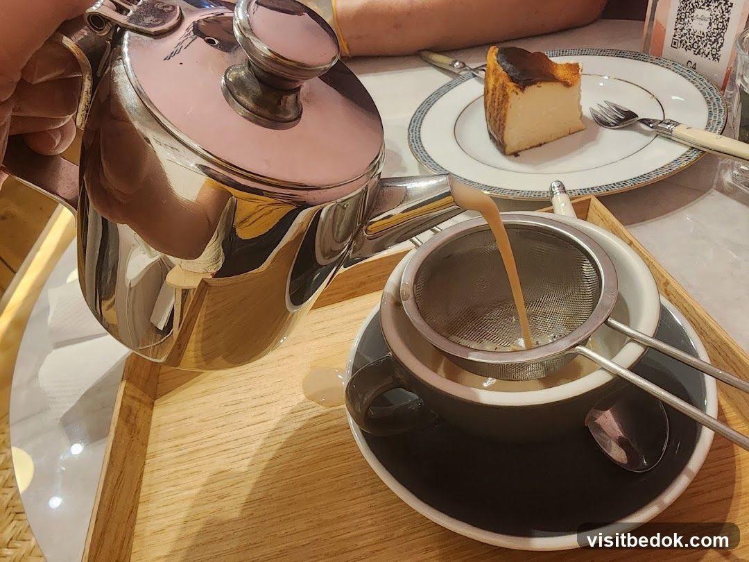 Tea and Burnt Basque Cheesecake
