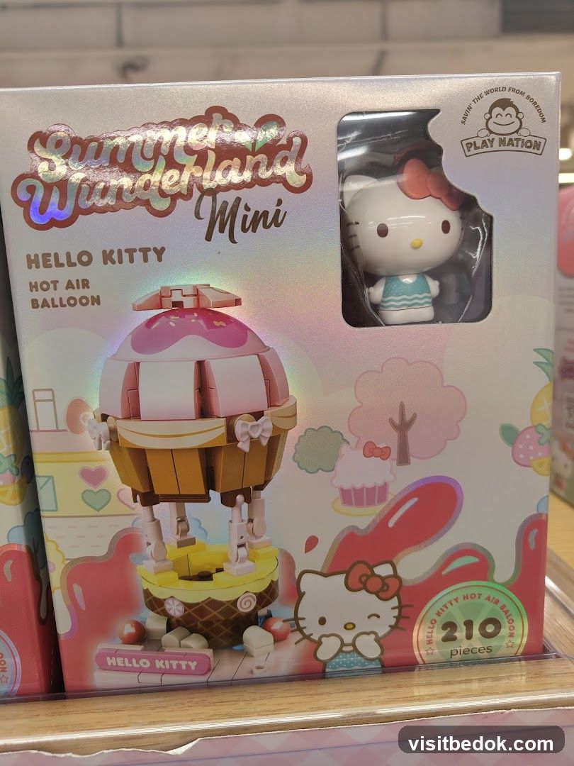 Hello Kitty Hot Air Balloon Building Set