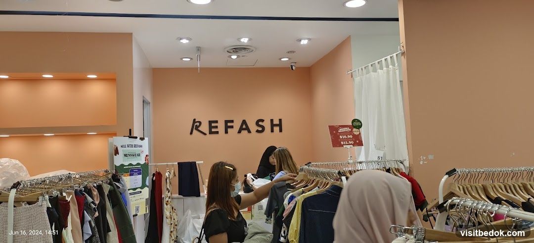Refash Store Interior