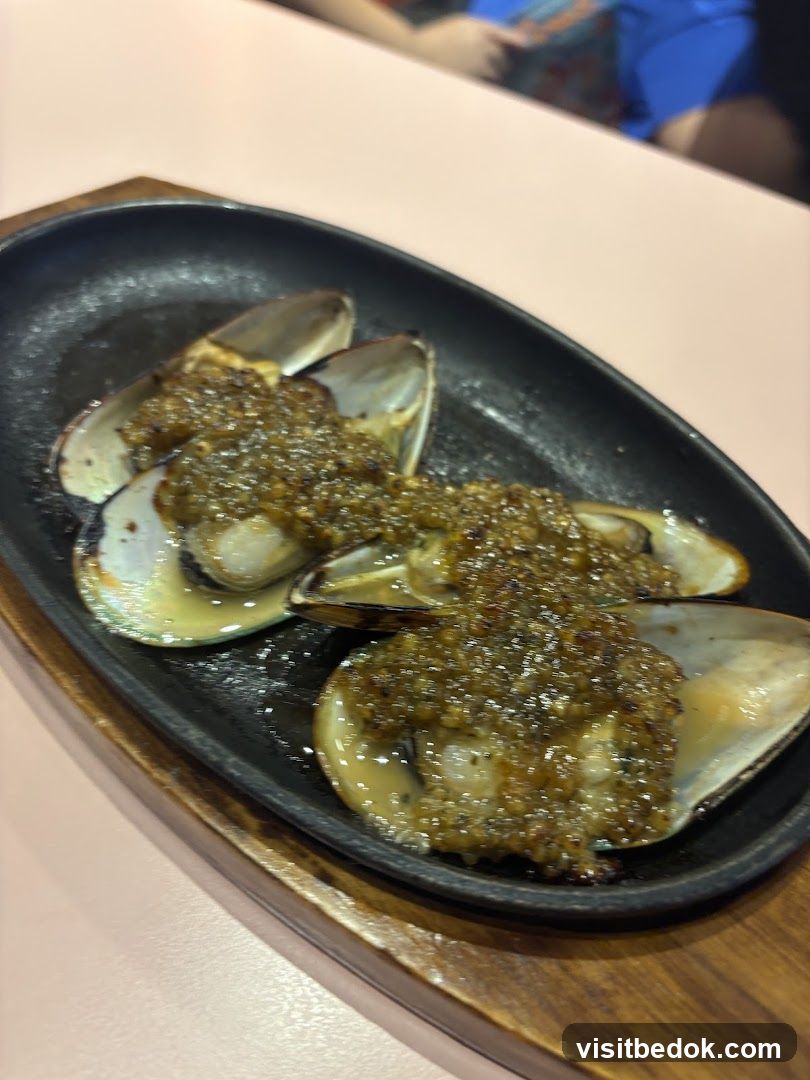 Mussels on a Sizzling Plate