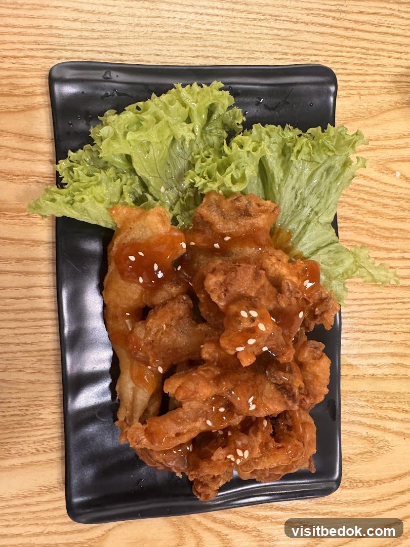 Fried Chicken with Lettuce
