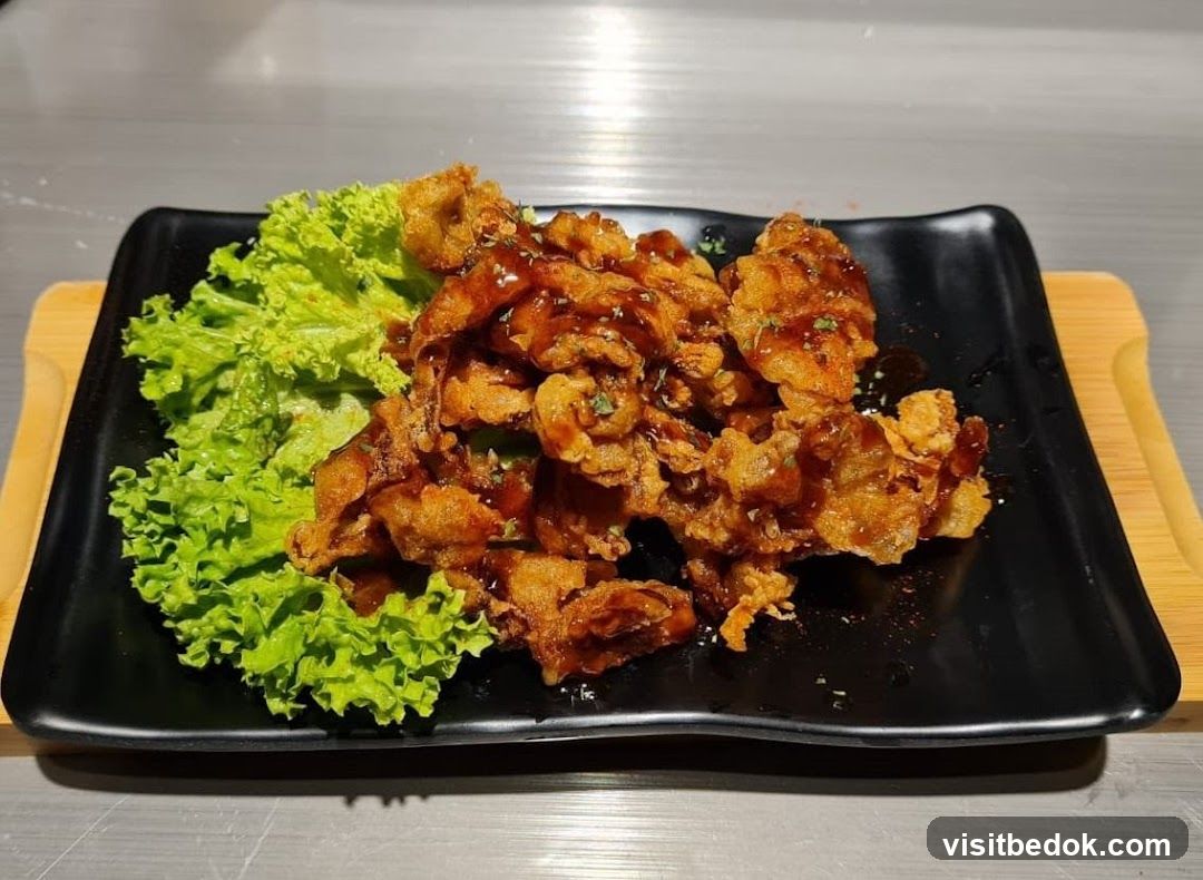 Crispy Fried Chicken Bites with Lettuce