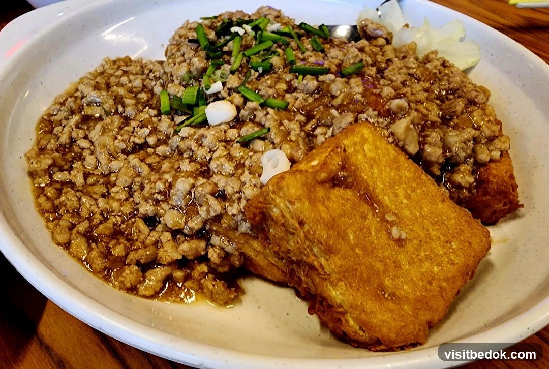 Minced Pork with Fried Tofu