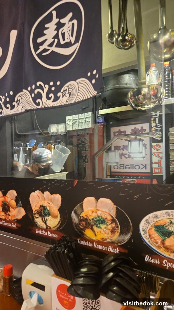 Ramen Display
