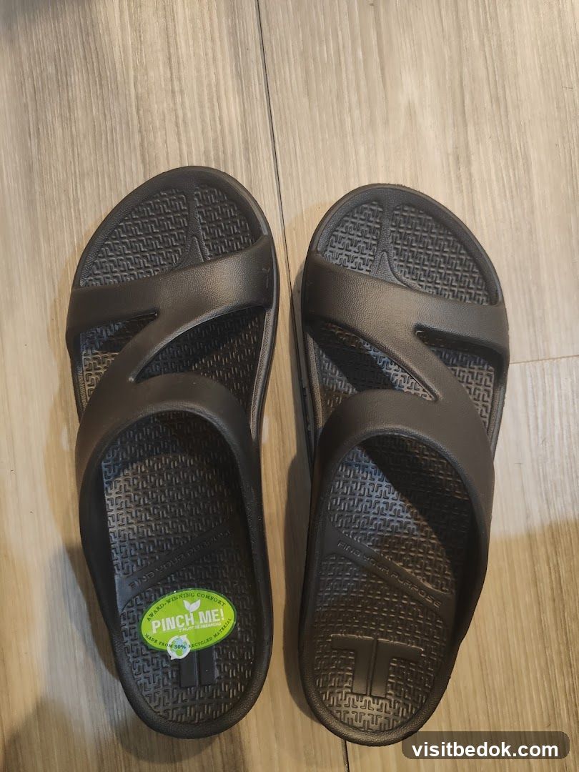 Black Flip-Flops
