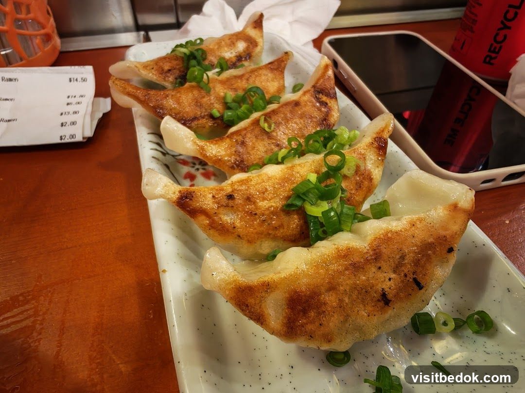 Pan-fried dumplings with green onions