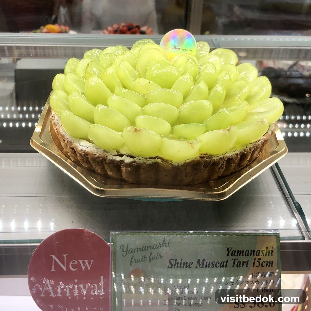 Shine Muscat Tart