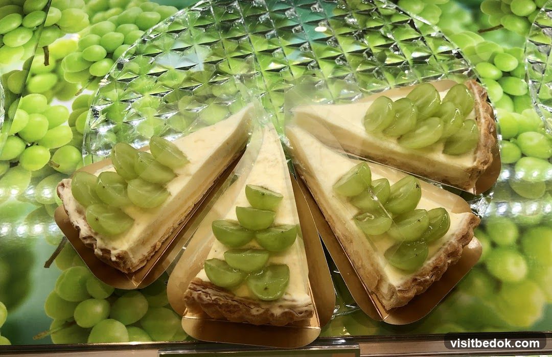 Grape Tart Slices