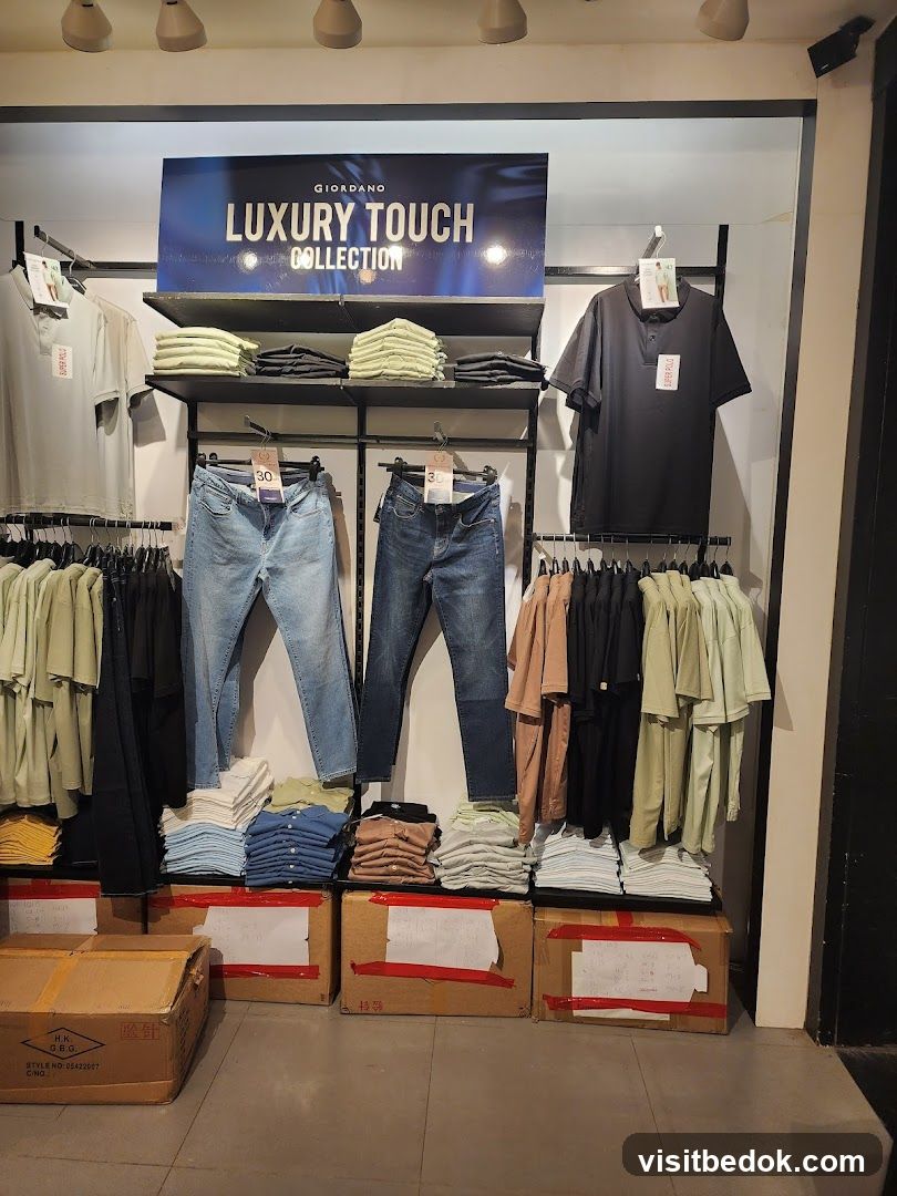 Giordano Luxury Touch Collection Display