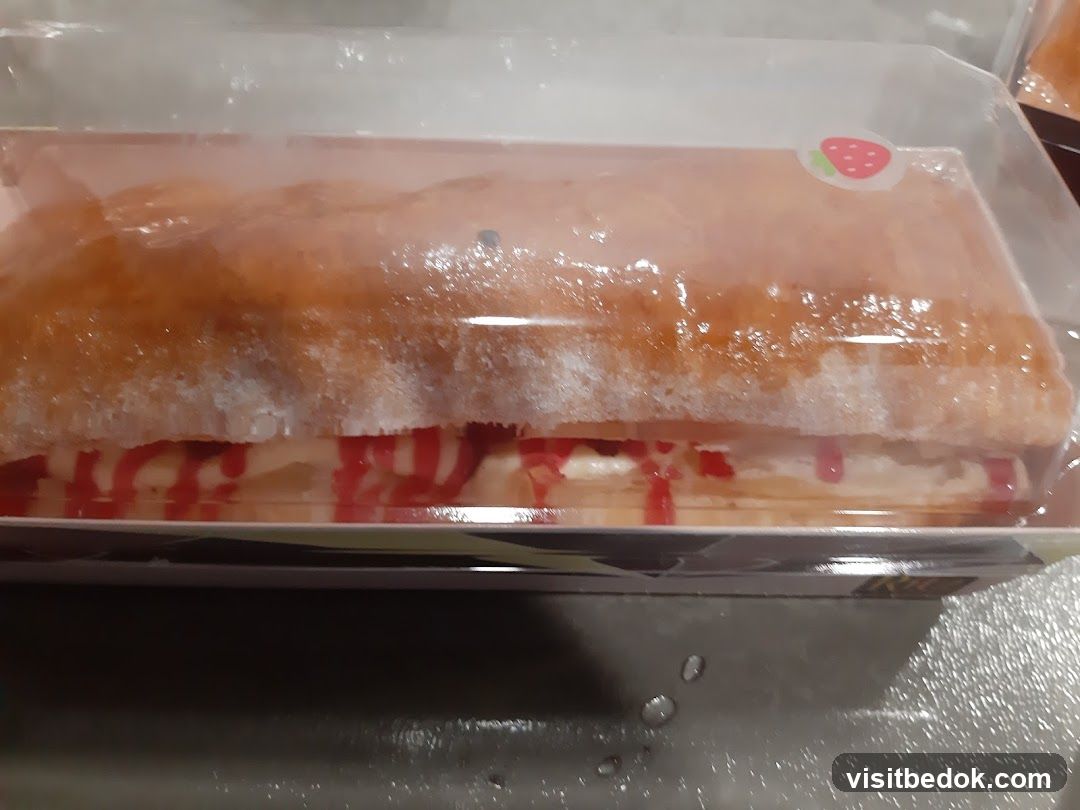Strawberry Cream Roll Cake
