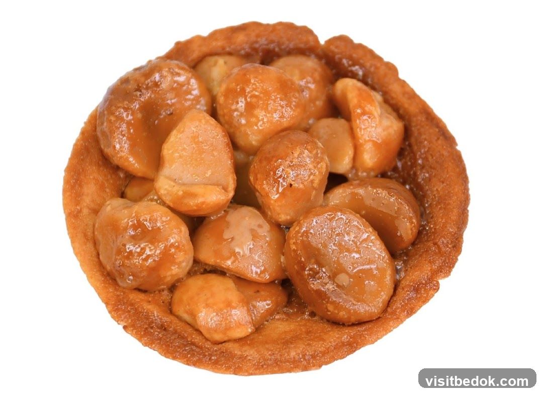 Caramelized Macadamia Nut Tartlet