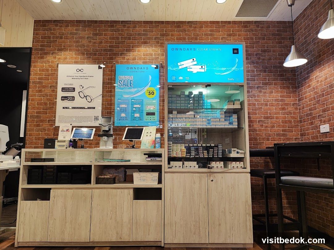 Eyewear and Contact Lens Store Interior