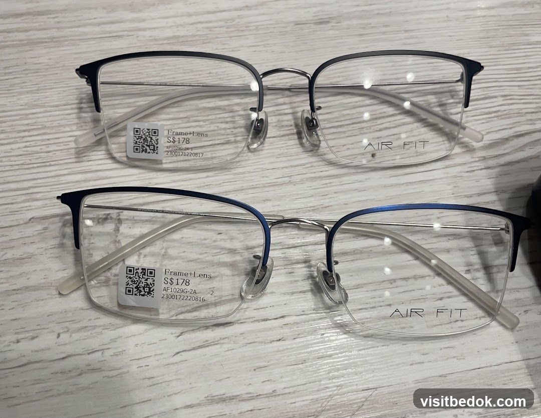 Eyeglasses