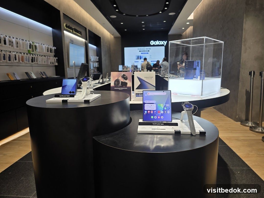 Samsung Store Interior