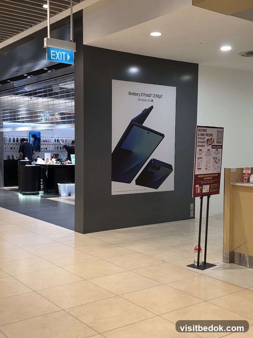 Samsung Galaxy Z Fold7 and Z Flip7 Advertisement