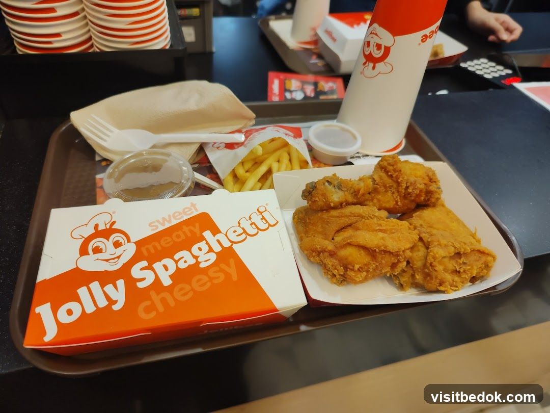 Fried Chicken and Spaghetti Meal