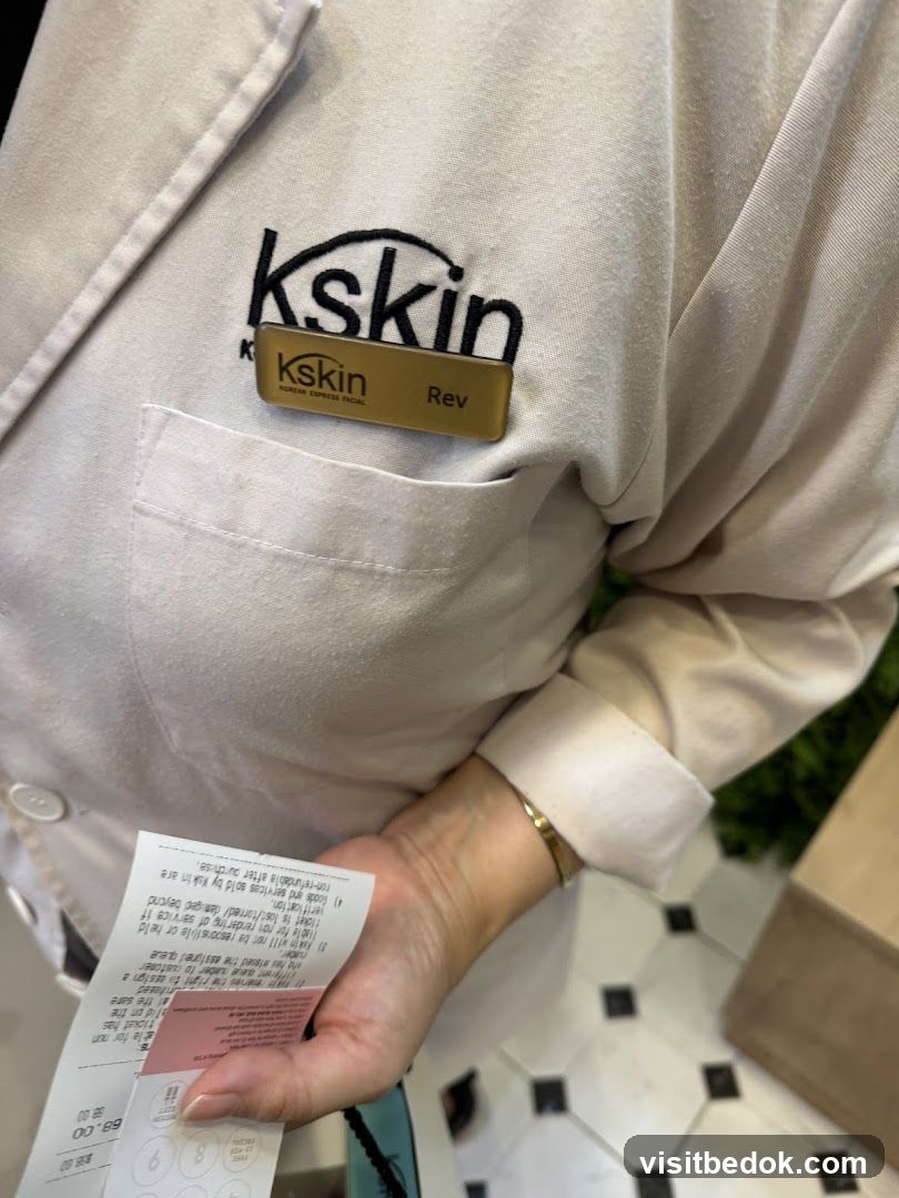 Kskin Employee with Receipt