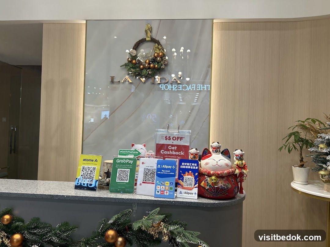 Reception Desk with Payment Options