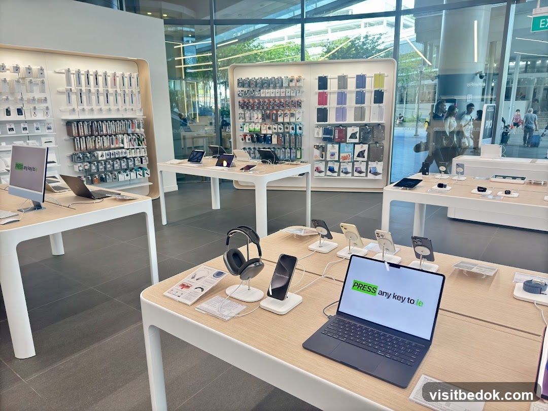 Electronics Store Display