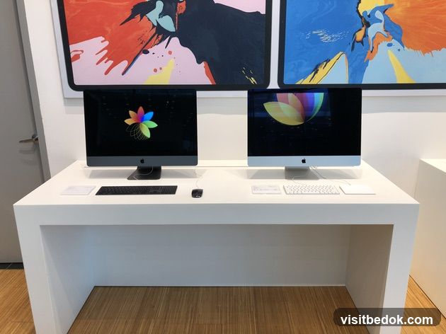 Apple Computers on Display