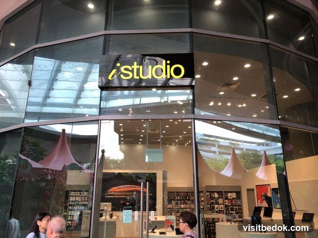 iStudio Storefront