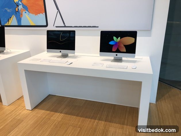 Apple Computers on Display