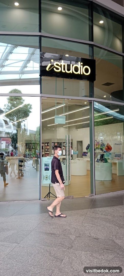 iStudio Storefront