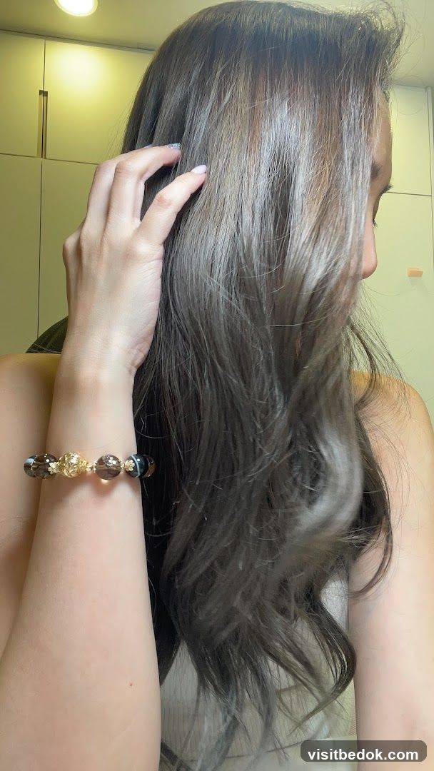 Woman wearing a bracelet