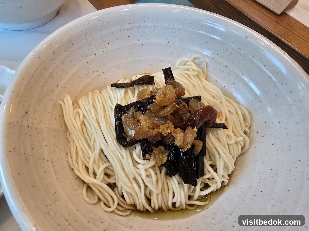 Noodles with Toppings