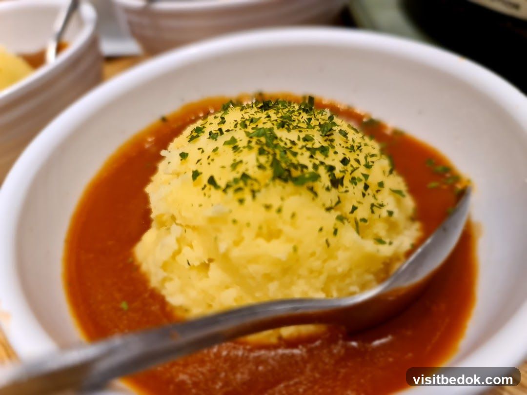 Mashed Potatoes with Gravy
