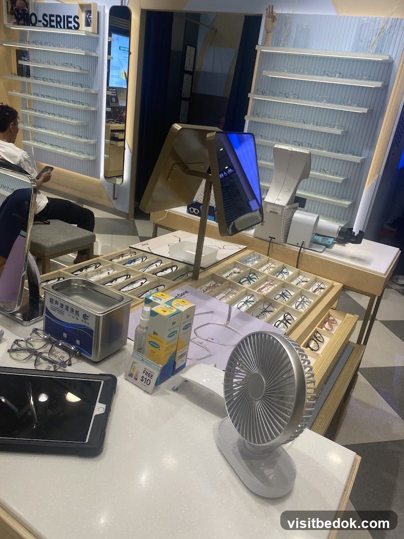 Eyewear Store Display