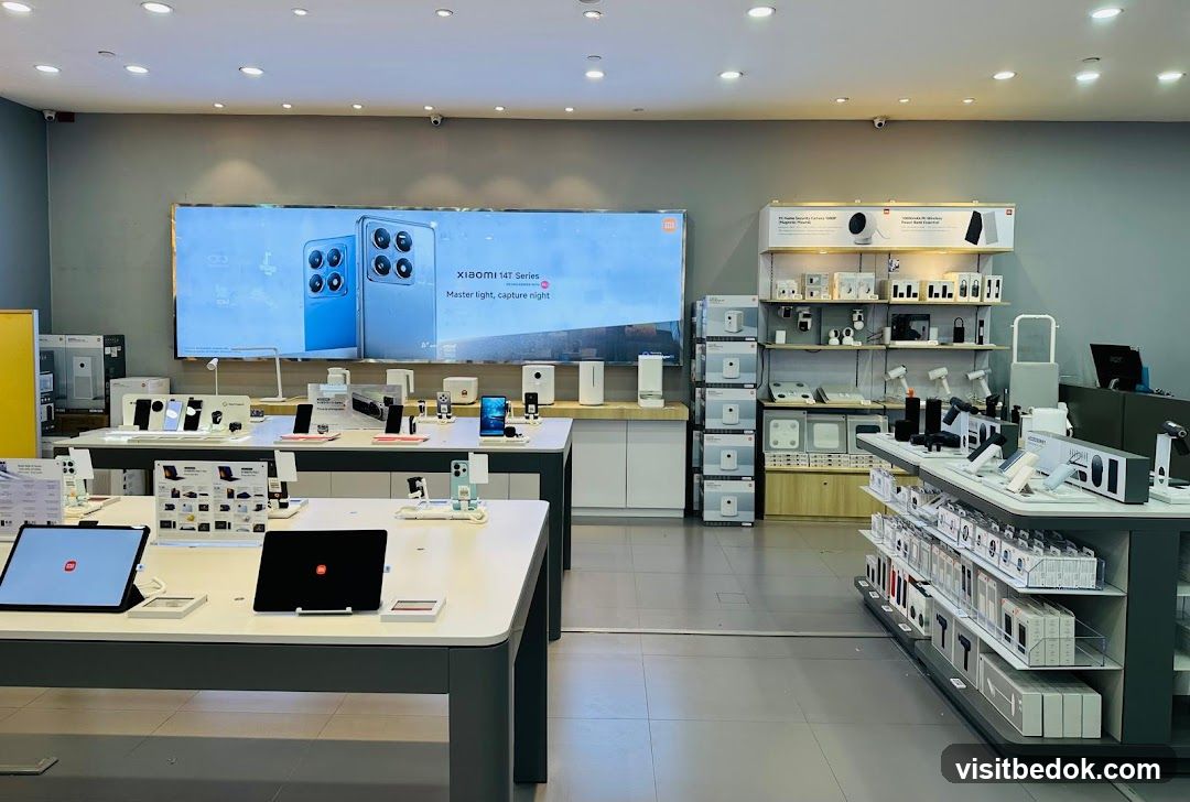 Xiaomi Store Interior