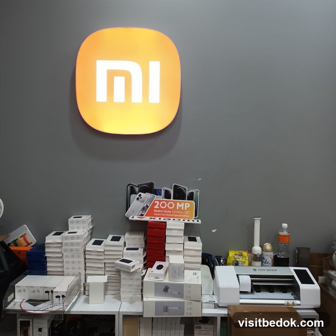 Xiaomi Store Display